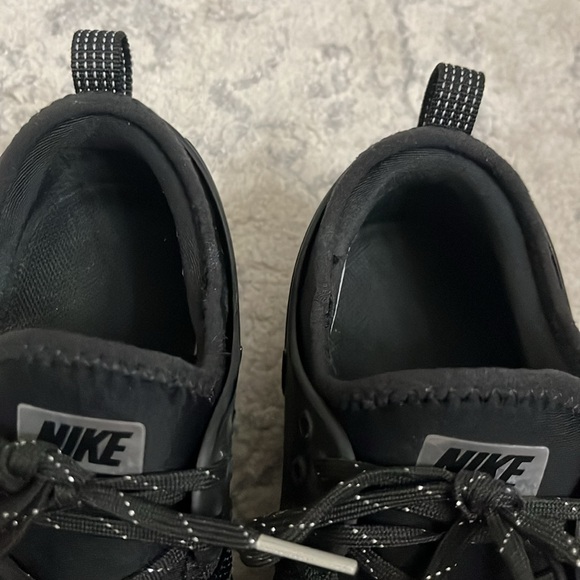 Nike Free TR 7 Selfie Training lace up sneakers black chrome Size 6.5 - Picture 15 of 17